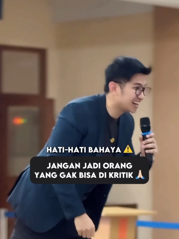 Jangan jadi orang yang untouchable🙌 #komunikasi #publicspeaking #trainer