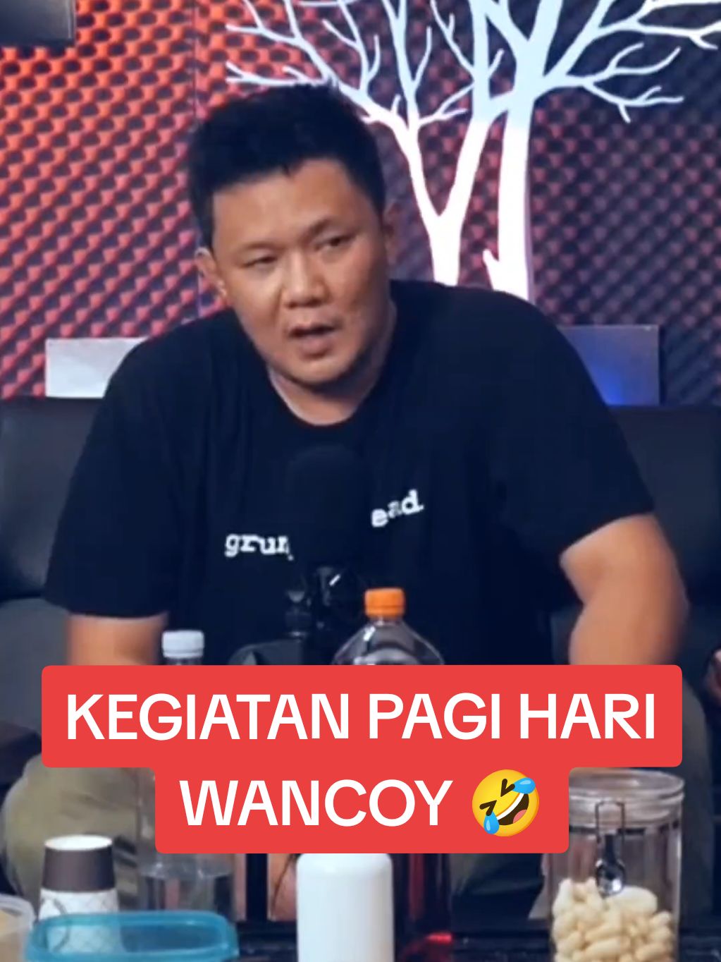 Kegiatan pagi hari yang sangat sehat 🤣🤣 #janganberhentinakal #wancoy #justtv #grindboys 