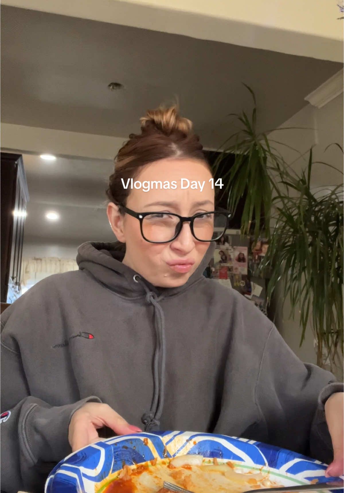 Vlogmas Day 14 -birthday planning for a toddler! Who elses husband gets spoiled 😂 #Vlogmas #vlogs #dailyvlog #moms #mom #momvlog #MomsofTikTok #mole #mexicanmom #mexicanmomsbelike 