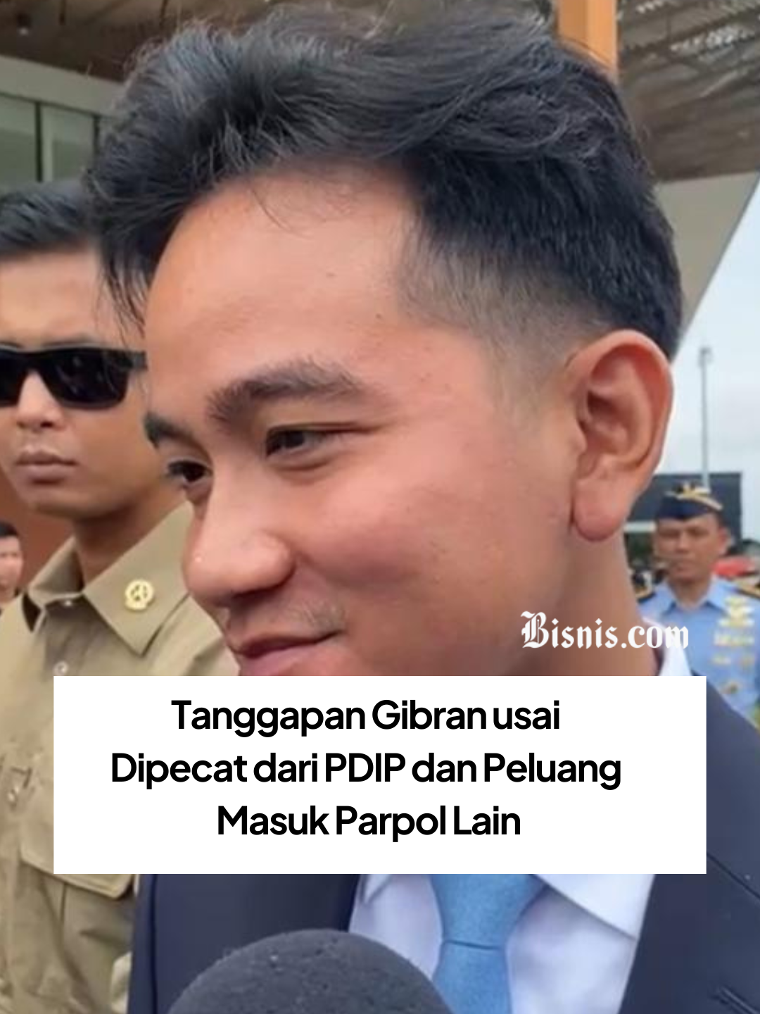 Wakil Presiden RI Gibran Rakabuming Raka menanggapi soal dirinya dipecat PDI Perjuangan (PDIP) sebagai kader. Gibran mengatakan dirinya menghormati dan menghargai keputusan PDIP. Dia menyampaikan saat ini memilih fokus membantu Presiden Prabowo Subianto di pemerintahan. Saat ditanya apakah dirinya akan bergabung ke partai politik lain usai dipecat PDIP, Gibran meminta semua pihak menunggu. Selengkapnya dalam video di atas! #ppn#pajak#insentif#prabowo#keuangannegara#pekerja#ekonomi#tahunbaru#natal#ekonomikkriz#politik#harinatal#tahunbaru2024#srimulyani#menkeu#menkeusrimulyani#keuangan#ump#gajiansale#1212 #pdip #jokowi #gibran #prabowo #politik #ekonomi #keuangan