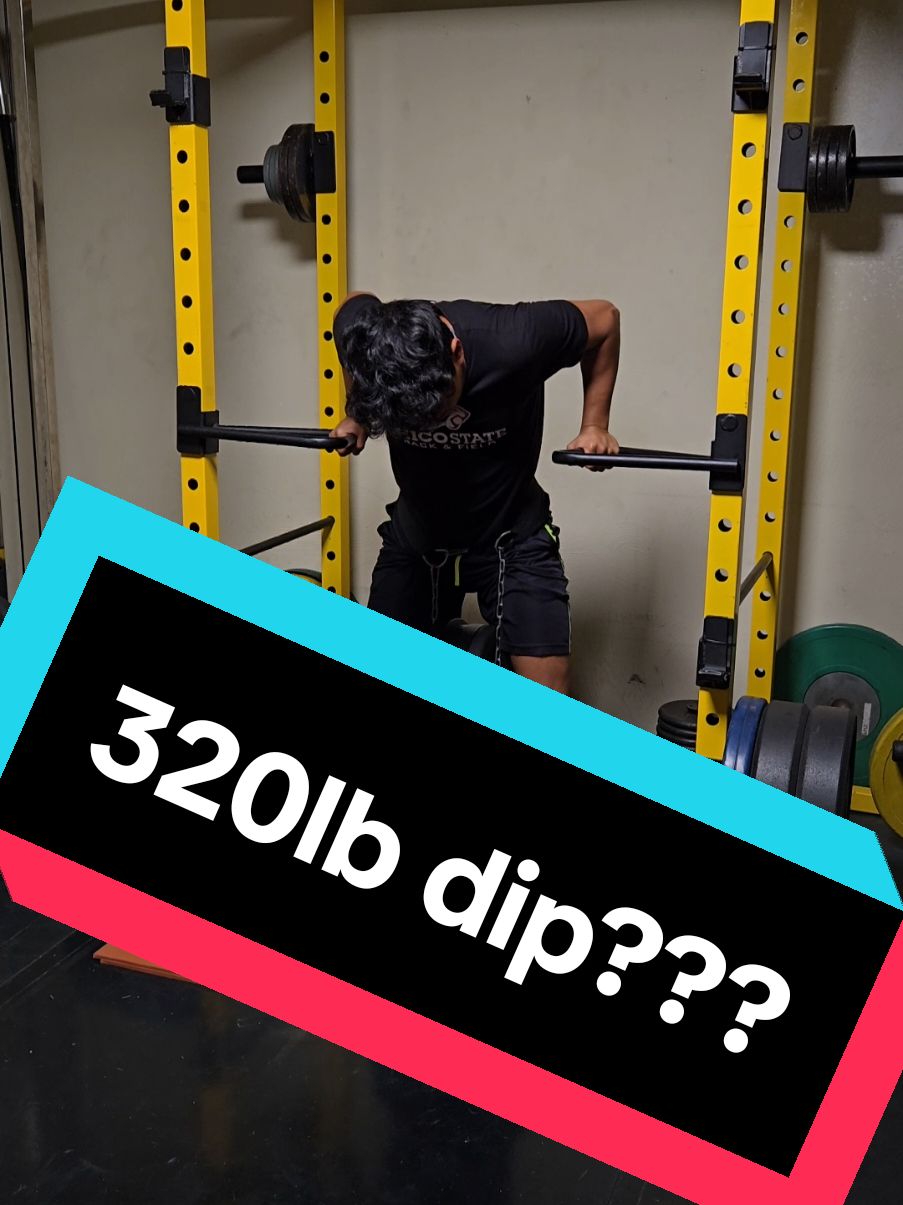 How many dips can you do? 310lb dip for me #lifttok #lifting #lift #liftingweights #throwing #shotput #discus #javelin #decathlon #trackandfield #track 