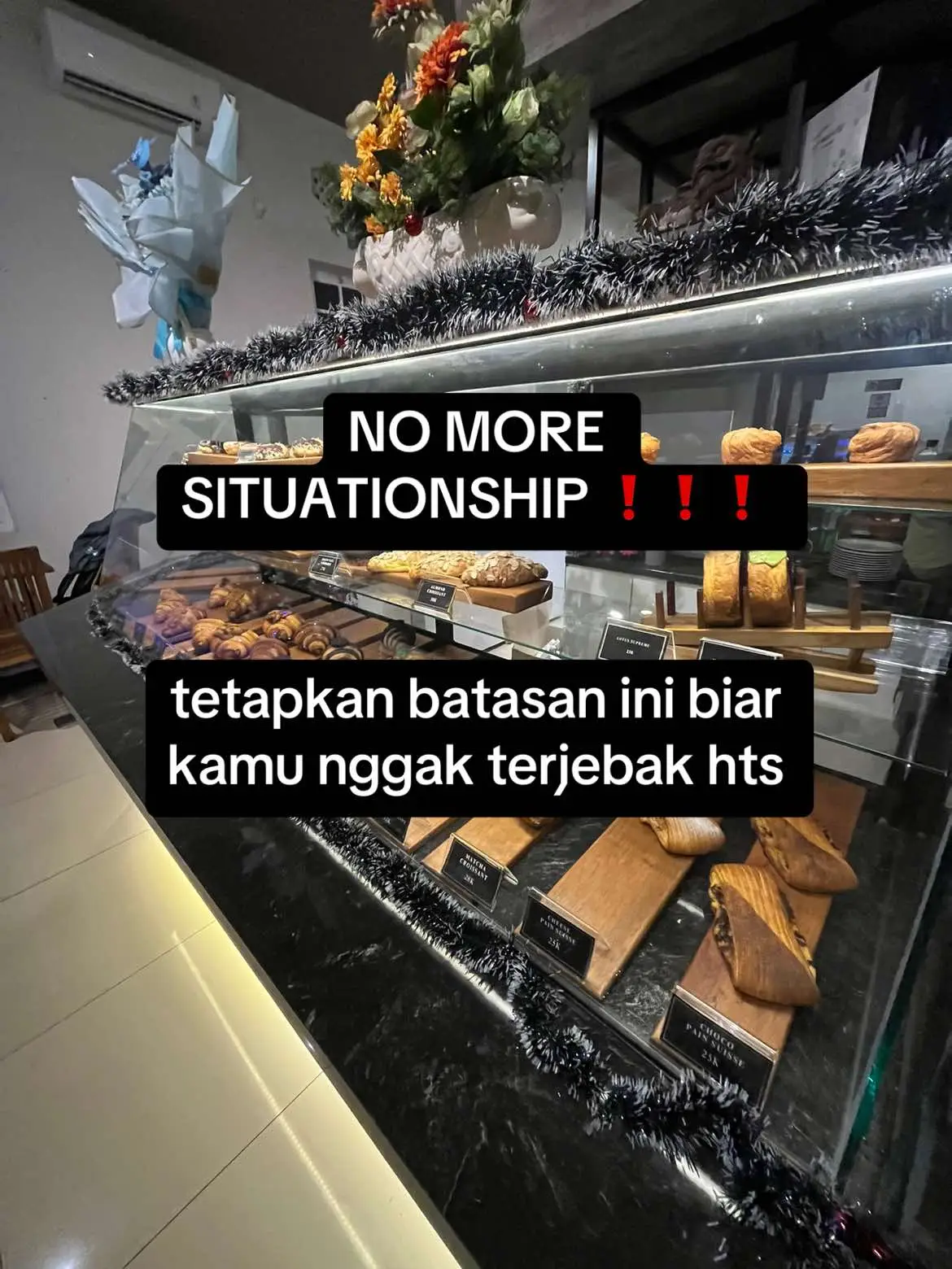 Stop denial! Kamu berhak dicintai, diberi kejelasan dan diperjuangkan. You deserve someone sure about you 💐🎀 #htsjayajaya #situationship #komitmen #datingadvice #datingtipsforwomen #daringtipsformen #cewekberlogika 