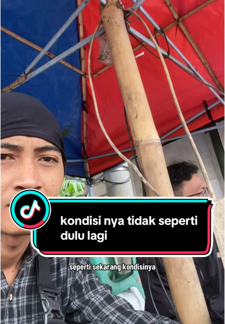 Sayang sama pendidikan terkahir gua aja,🤝 mungkin ojol bakalan jadi sampingan sekarang