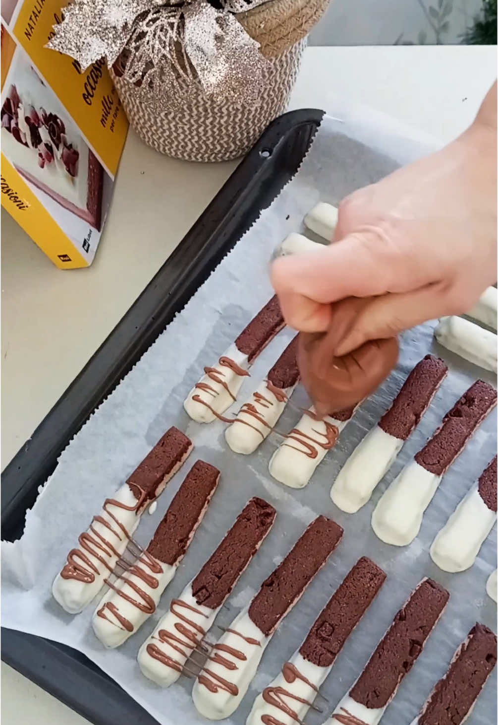 Yummy Chocolate Bread Sticks 😋 #bakingtime #EasyRecipes #chocolatelover #chocolaterecipe #bakingrecipes 