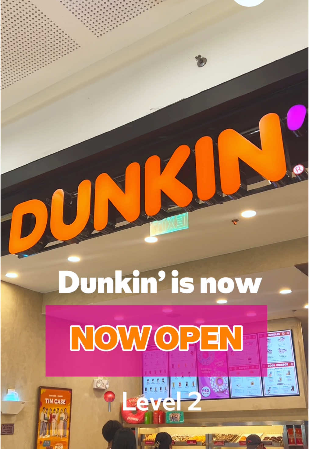 Attention all Dunkin' fanatics! 🍩☕ The ultimate pasalubong ng bayan is now officially here at SM City Grand Central! Ring in the holiday season with the sweetest treats in town at Level 2. 🤎🤤 #EveythingGrand #EverythingsHereAtSM