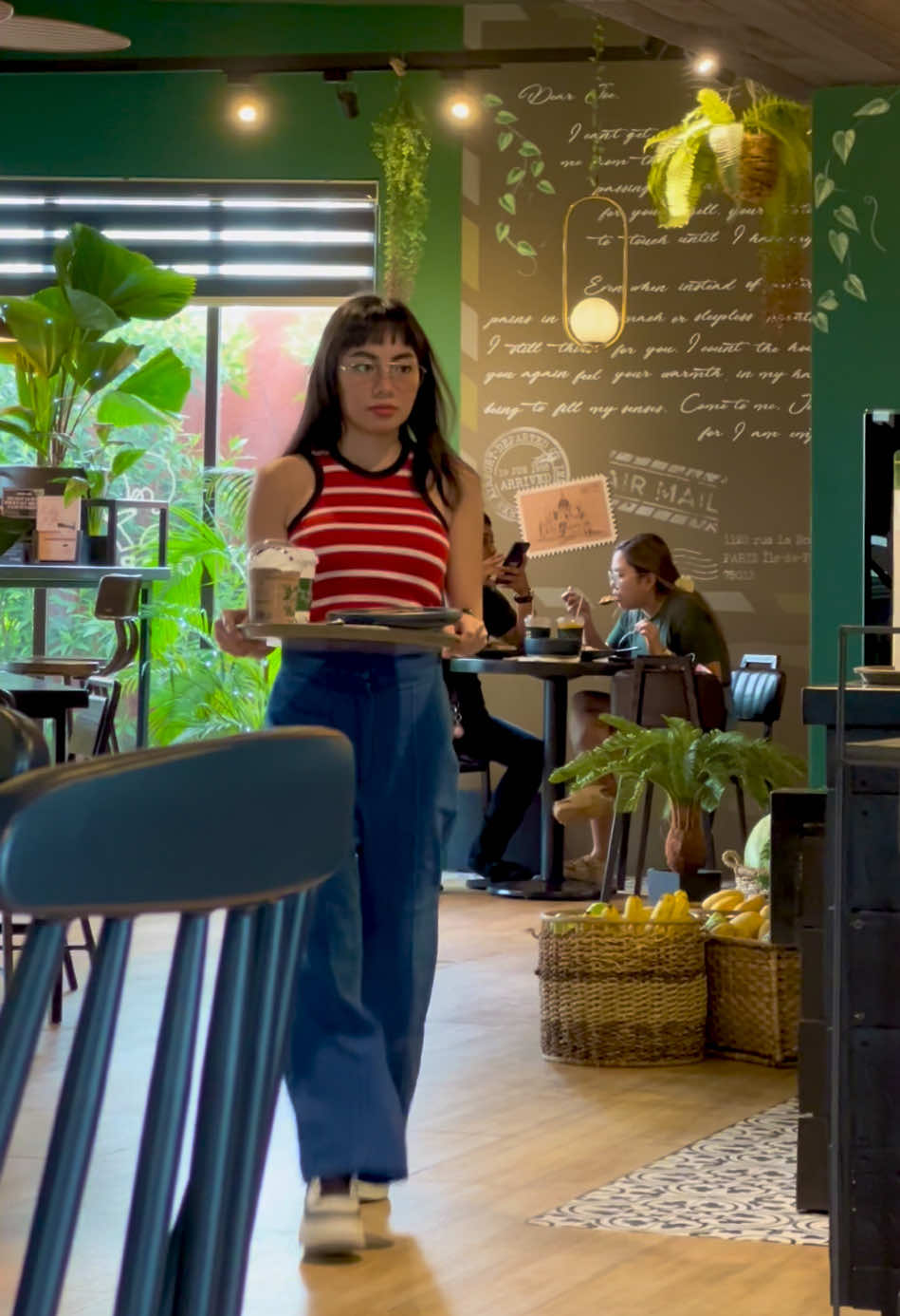 The walk from the counter to my table has never felt this rewarding. ☕👌 #CoffeeTime #SmallJoys #CafeChronicles #coffee #dearjoe #coffeetiktok 