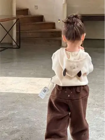 🫶🏻🤏🏻#fyp #fyppppppppppppppppppppppp #fypage #mixedkid #fasionkid #clothesmodel #🥺 #kidsoftok #cutemodel #childmodelling #mixedchild #chinamodel #kidsoftiktok #fasionforkids #girl #babygirl #宝宝 #cutie #fasion #🤏🏻 