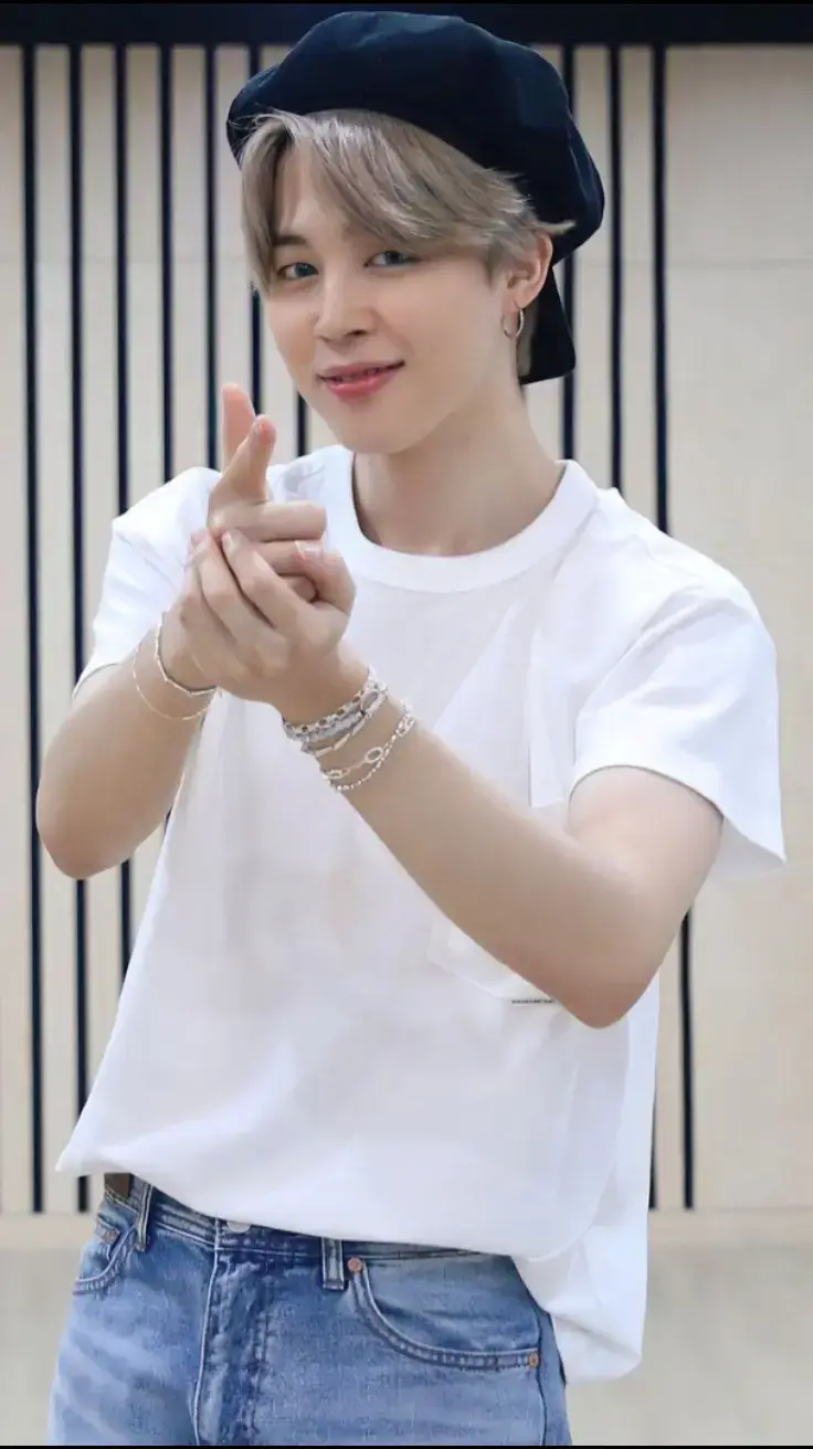fotonya cakep semua gak sih 🫠🫠  #CapCut #bts #bighit_official_bts  #army #armybts #viral #kpop #foryou #foryoupage #fyp #bangtan #update #borahae #fypシ #sound #coolboy #fypシ゚viral #ot7 #military #update #savage #goodboy #badboy #hot #damage #explore #handsome #bigboy #hyung #bighit #live #maknae #boy #roka #handsome #xyzabc #iloveyou #baby #tiktok #myboy #jimin #minnie #jiminbts #jiminedit #parkjimin #photo #wallpaper #aesthetic 