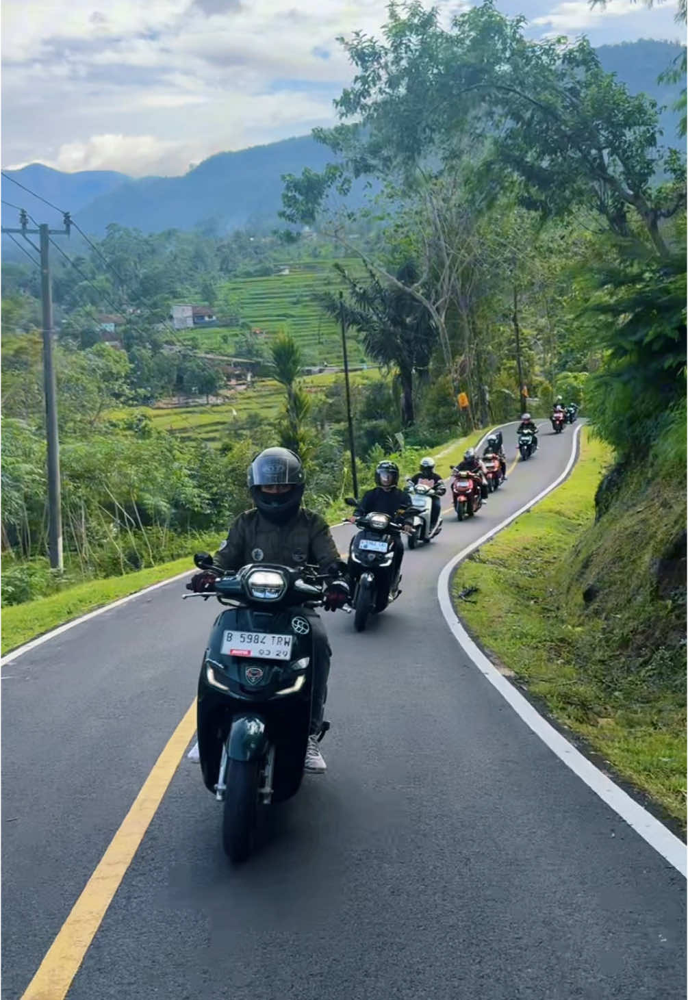 Stylo Club Jakarta edisi healing🍃 #stylo160 #hondastylo #touring #styloclubjakarta #fyp 