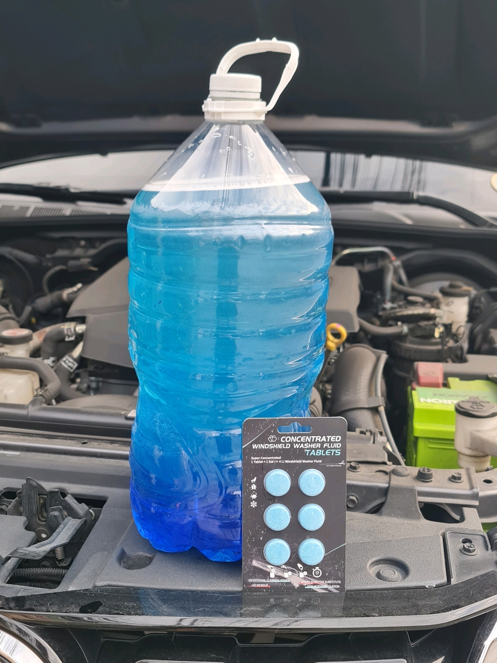 Windhield washer tablet ito yung windshield cleaner para maiwasan natin yung acid rain at para hindi nag babara yung tubo ng windshield pipes natin sa mga sasakyan #windshieldcleaner #windshieldwasherfluid #windshield #caressentials #carwashing #acidrain #acidrainprotection #glassprotection  #glasscleaner #TikTokShop #tiktokshopontrend 