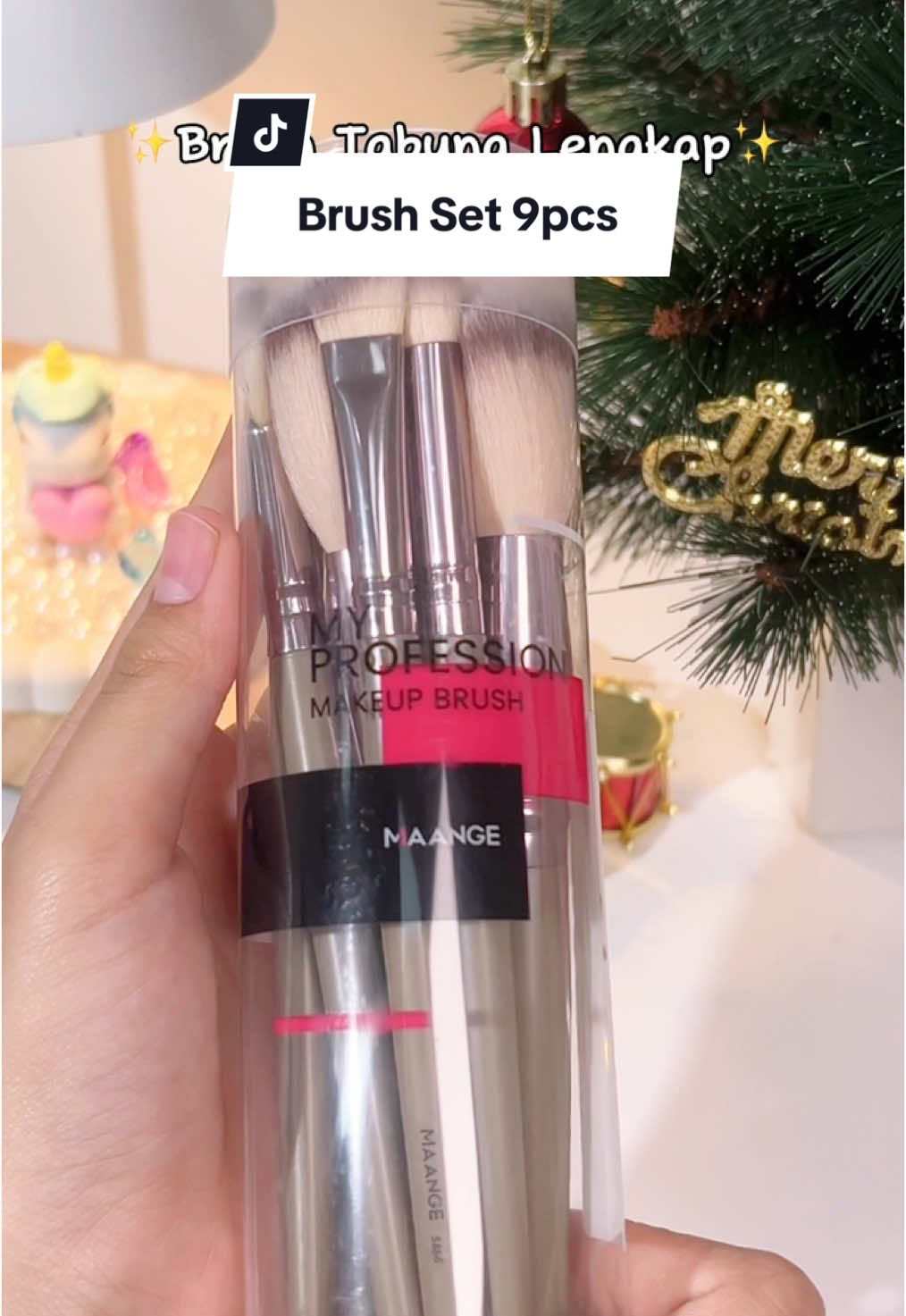 Brush set isi 9pcs yang cocok untuk pemula baru belajar makeup! #MAANGE #MAANGEbeauty #MAANGEtools #viral #pilihbrushpilihMAANGE #racuntiktok #makeup #recommendations #rekomen #maangebrush #brush #maangesetbrush #makeuptools #brushmakeup #makeupbrush 