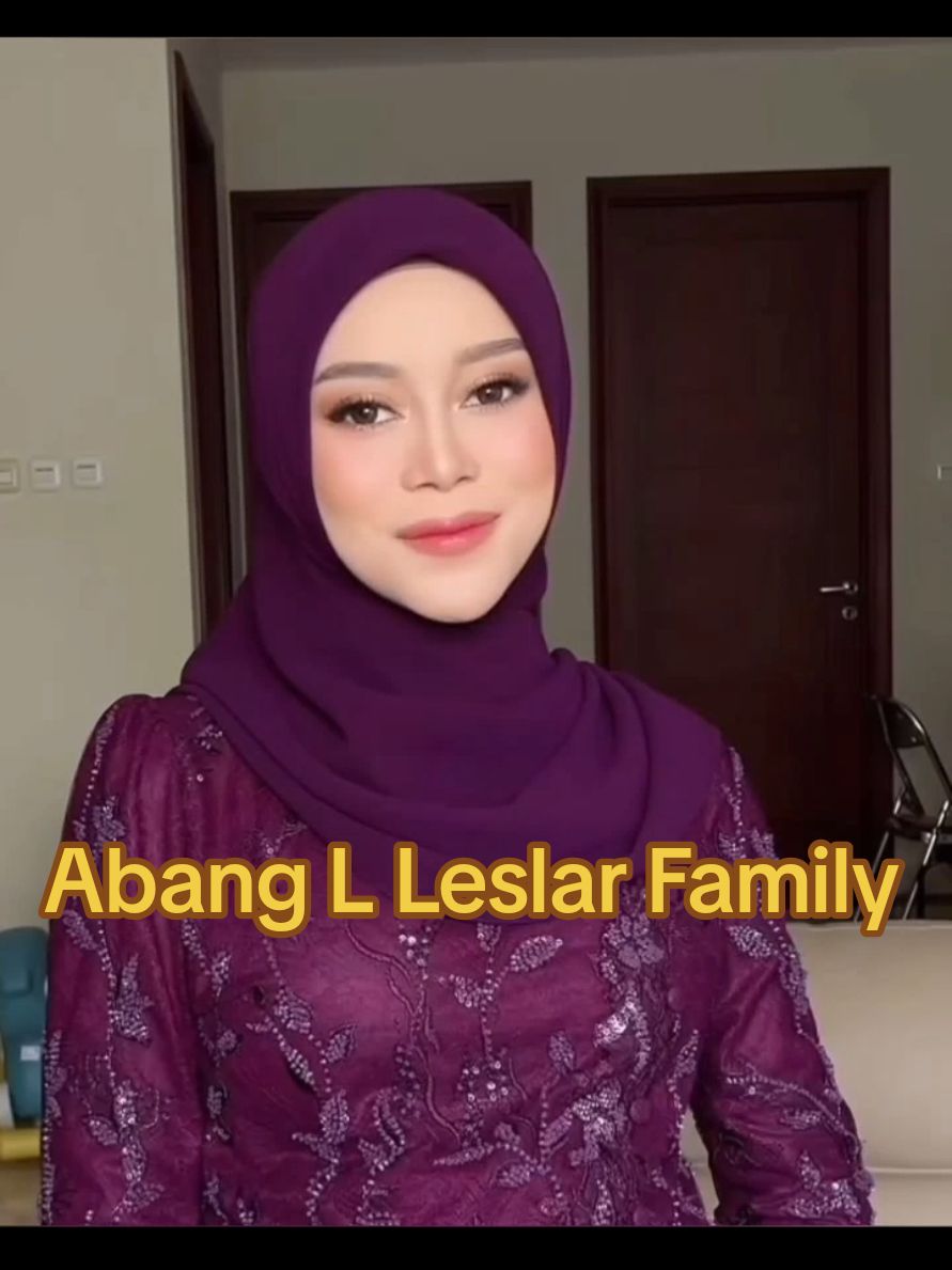 LESLAR FAMILY MELIHAT WAJAH ADIK ABANG L #abangl #lestikejorahamil #lestilovers #leslarlovers #rizkybillar  #lestihamil #adikabangl #fyptiktok #trending #lestikejora 