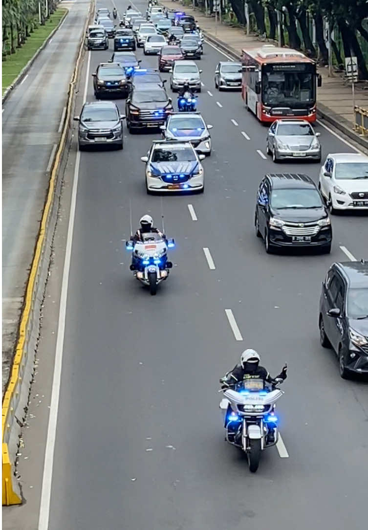 Jaksa Agung ST Burhanuddin ⭐️⭐️⭐️⭐️ #tni #polri #polisi #polisimiliter #kejaksaan #kejaksaanagung #kejaksaanri #adhyaksa #gipol #patwal #carspotting #kabinetmerahputih 