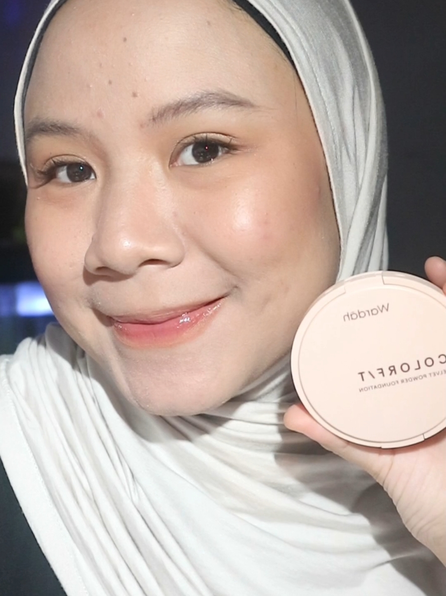 produk Wardah emang sebagus itu 😍 #wardahcolorfit #wardahpowerfoundation #powderfoundation #oilyskin @wardahofficial 