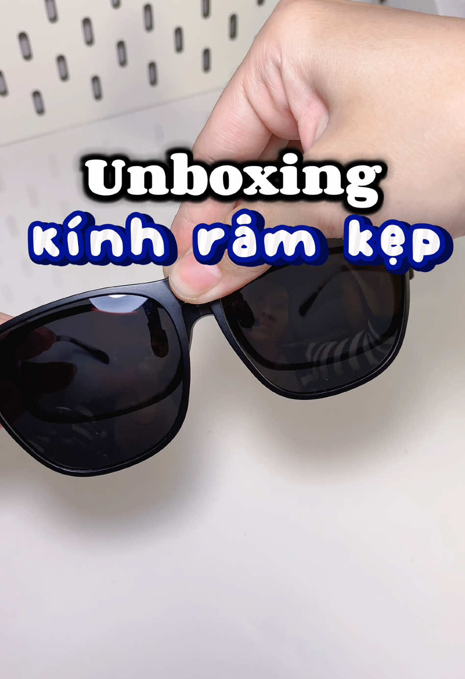 Tui xài lâu lắm rồi á #unboxing #kinhramdangkep #matkinh #xukihu 