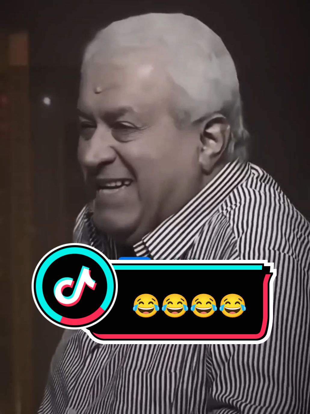 الرجل لي يضحك يمثلني 😂😂😂 #بشار_الأسد #سوريا #ضحك😂 #الشعب_السوري_ماله_حل😂😂😂 