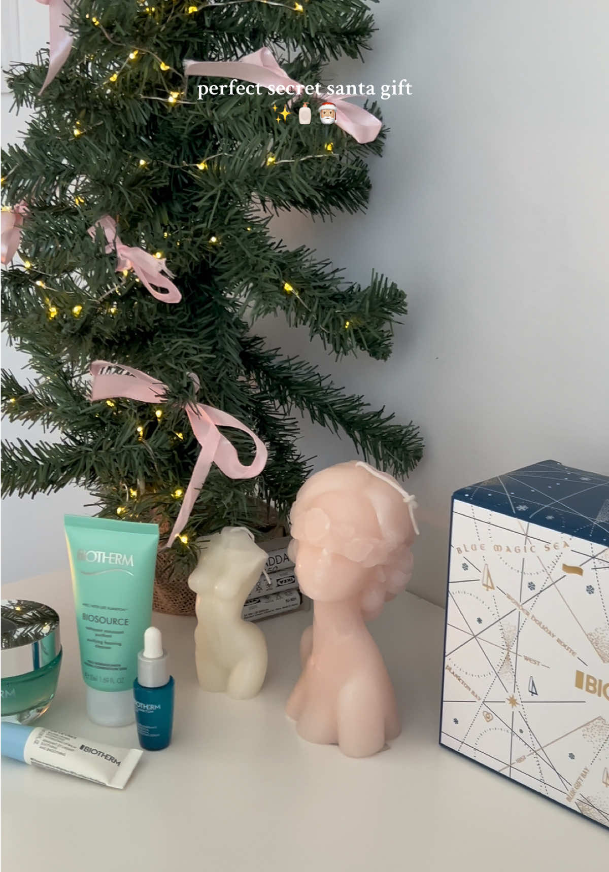 Find the ideal gift for your secret friend: the Aquasource Chest from @Biotherm . Perfect for all those who like to take care of themselves ✨🎁 #Biotherm #Aquasource #Skinfit #Skincare #publi  #secretsanta #amigoinvisible #christmas #christmastiktok #christmasgift #christmasgiftideas #thatgirl #thatgirlaesthetic #fyp #skincaretips #skincareproducts #biothermskincare 