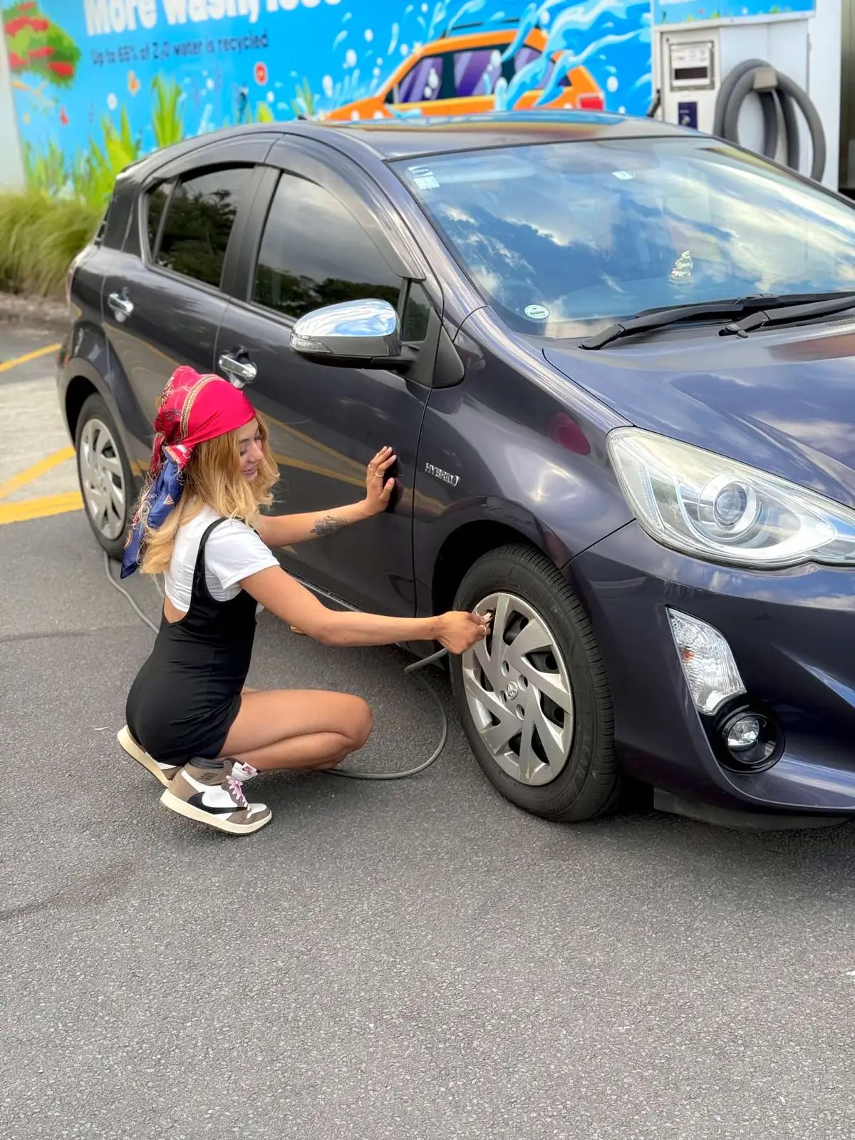 Watch out, this girl is liscensed #cars #cargirl 