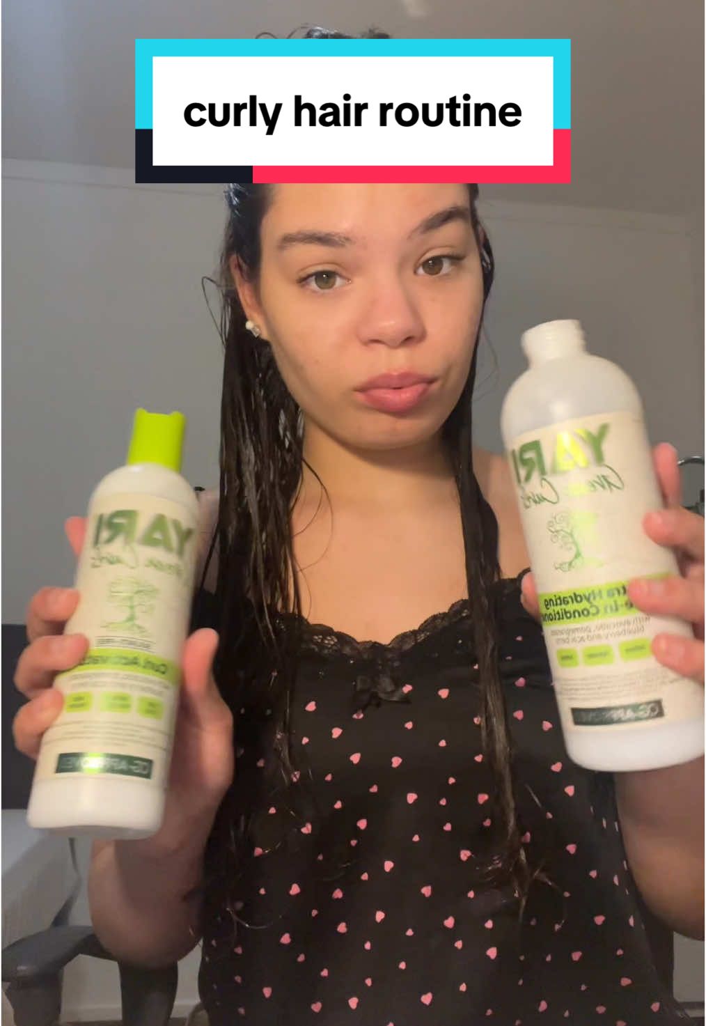 Niet jullie haar stijlen guys✌🏽‼️anyways mijn curly hair routine, me haar wordt eindelijk steeds meer als eerst en steeds gezonder…✨ #curlyhairroutine #damagedhair #yarigreencurls #ecogel #foryou#foryoupage#fyp #curlsroutine #hairtutorial #MShoeraja #explore #parati 