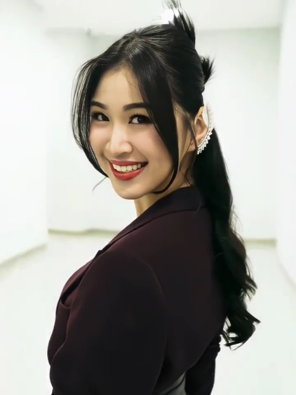 aduh cantiknya oiii #shaniindiranatio #shanijkt48 #jkt48edit #masukberanda  ##fyp 