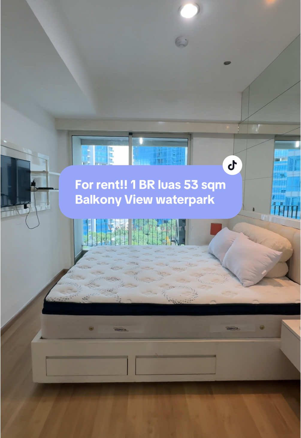 Membalas @V💎🌸💚 ada sayang ada🤗 For rent!!  Apartemen Casa Grande Residence 1 BR full furnish dengan luas 53 sqm memiliki balkon dengan view menghadap waterpark, serta apartemen terhubung dengan mall kokas. Free IPL & 1 parkir mobil ✅ Terhubung mall kokas✅ Full furnish lengkap✅ Banyak fasilitas mewah✅ Keamanan 24 jam✅ Info lebih lengkap hubungi #veeshaproperty nomor ada di bio yaa😊 #apartemencasagranderesidence #casagrande #veesha #apartment #apartemenkokas #luxury #kawasanelit #apartemenmewahjakartaselatan #rekomendasi #towerchianti #foryou #apartemenmewahjakartaselatan #montrealtiktok #montreal #pakuwonmall #towermontana #unitcasagrande #montana 