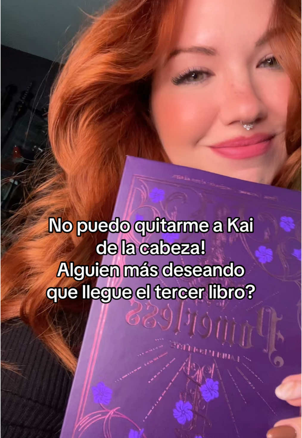 Es que este señor es 🔥 mil ganas de que llegue 💗💗💗#fearless #powerless #reckless #laurenroberts #kaiazer #paedyngray #romantasy #romantasybooks #BookTok #booktoker #booktokerespañol #libroslibroslibros #librostiktok #parati 