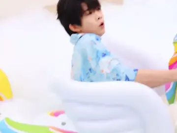 Cute Yiheng 😖 #chenyiheng #cpop #douyin #chinese #chinese_boy #TF_FAMILY #tf_family_4th_generation_fans_in_the_Philippines🇵🇭 #tf_family_4th_generation  #tf_family👑✨ #tffamily_4th_generation✨💫💥💗🇨🇳 #tf_familyofficial #tf_family_ph #TF_FAMILY_fan_girl #fypviral  #fyp 