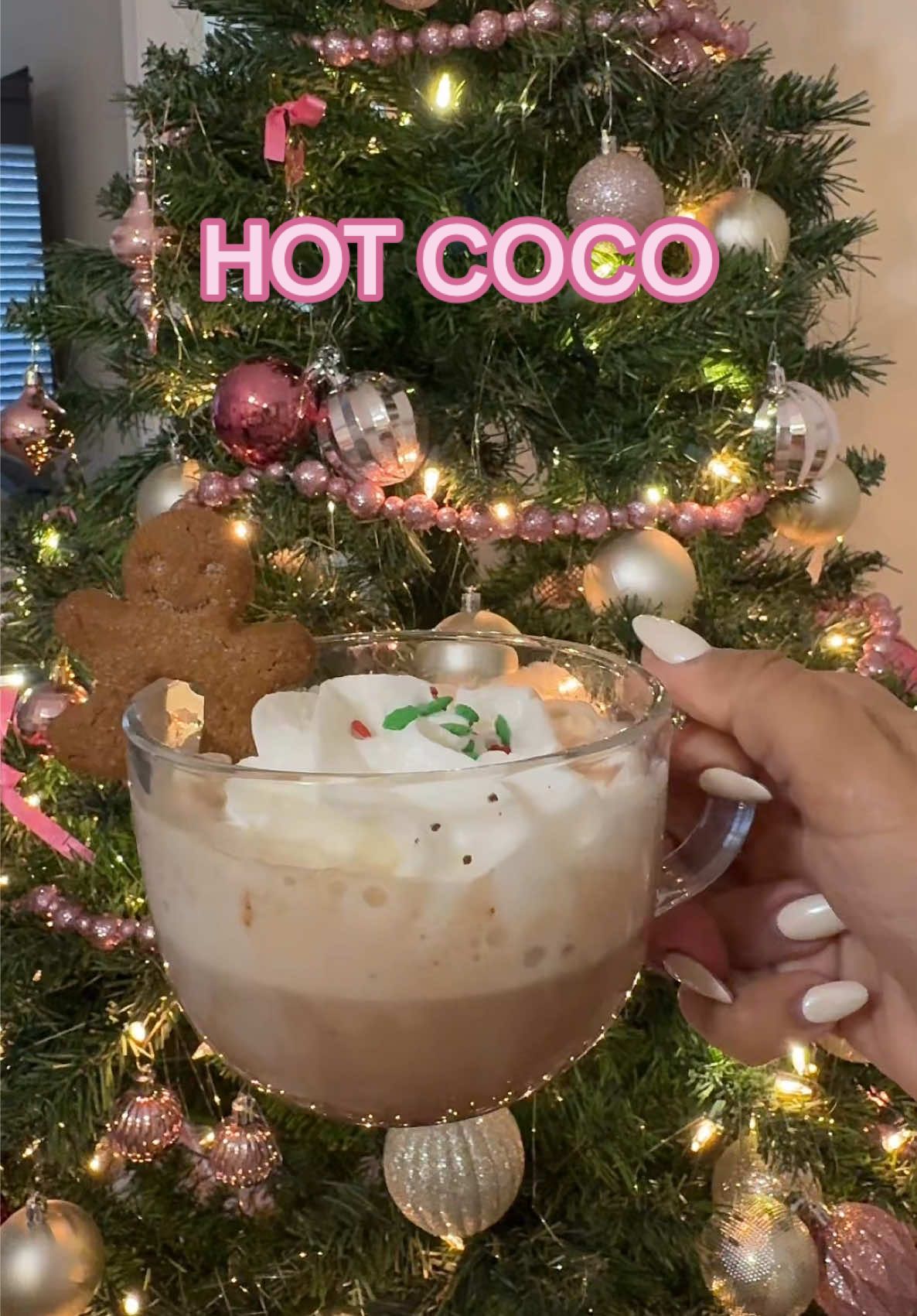 Hot coco kinf of morning 🎀🫶🏽☕️ #coffee #hotcoco #hotchocolate #peppermint #candleadventcalender 