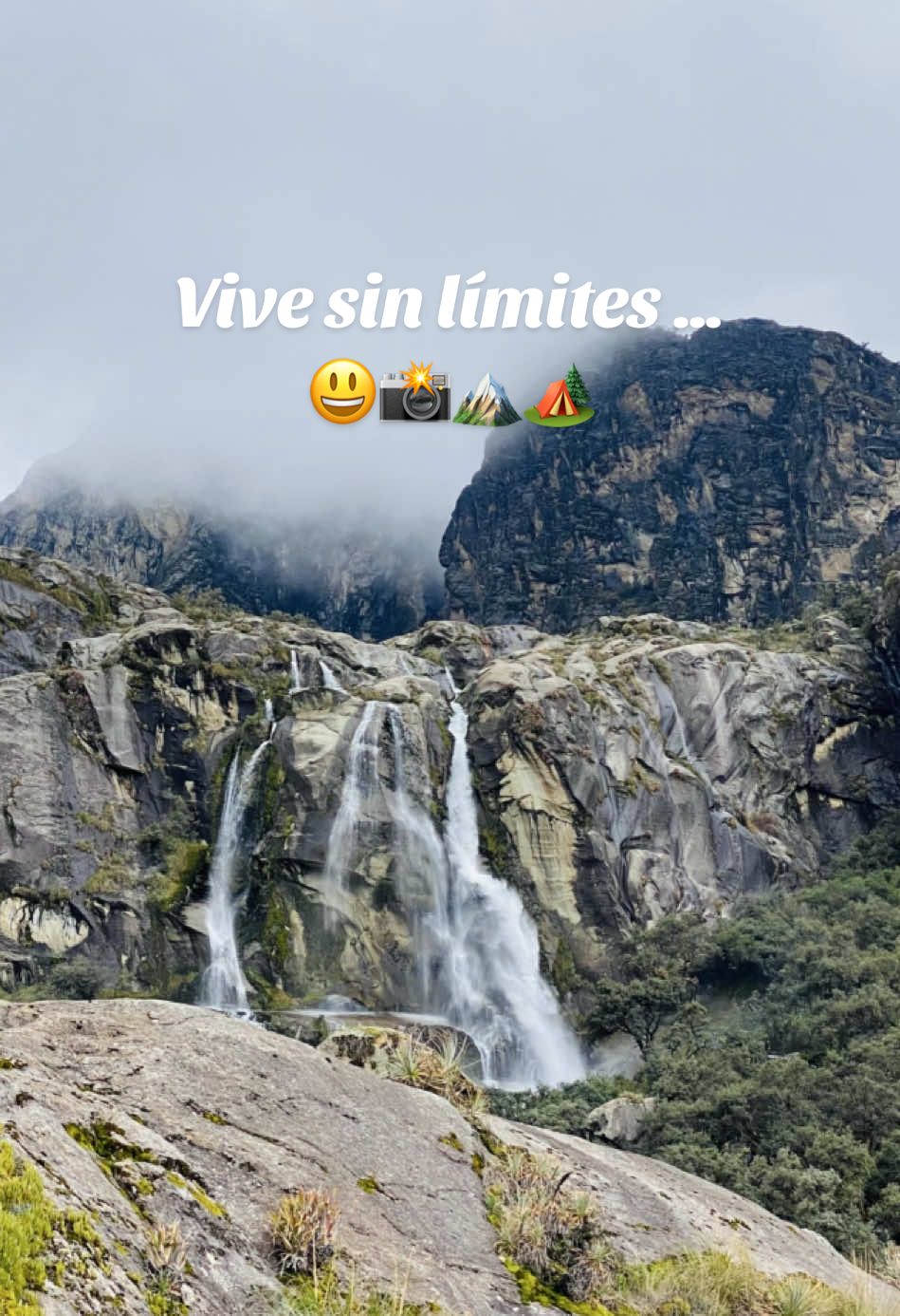 Impresionante!… #catarata #tarushyaconan #copagrande #marcara #carhuaz #huaraz #ancash #nature #water #cascada #fullday #treking #callejondehuaylas #amazing #videoviral #peru🇵🇪 #paisajesnaturales #iphone #video 