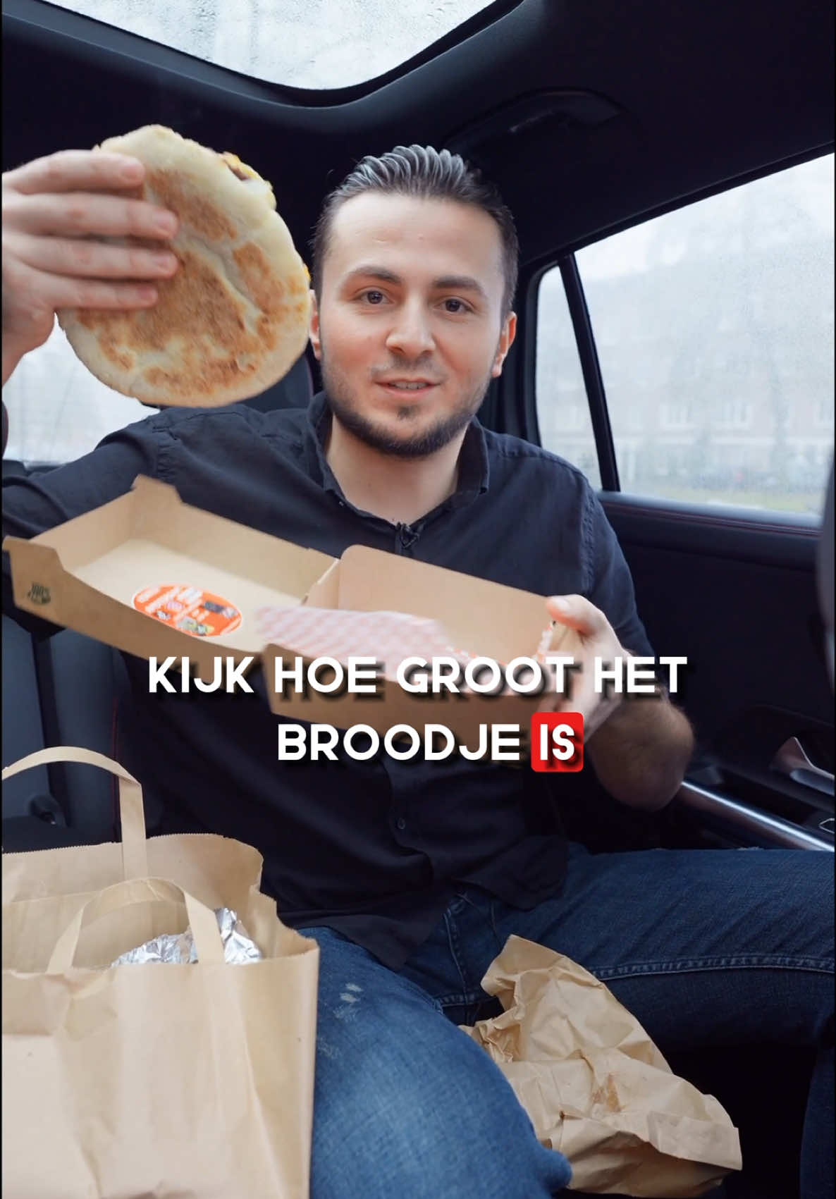 Je moet dit gezien hebben? Broodje kofte Cheddar😍#food #fyp #viralvideos #amsterdam 