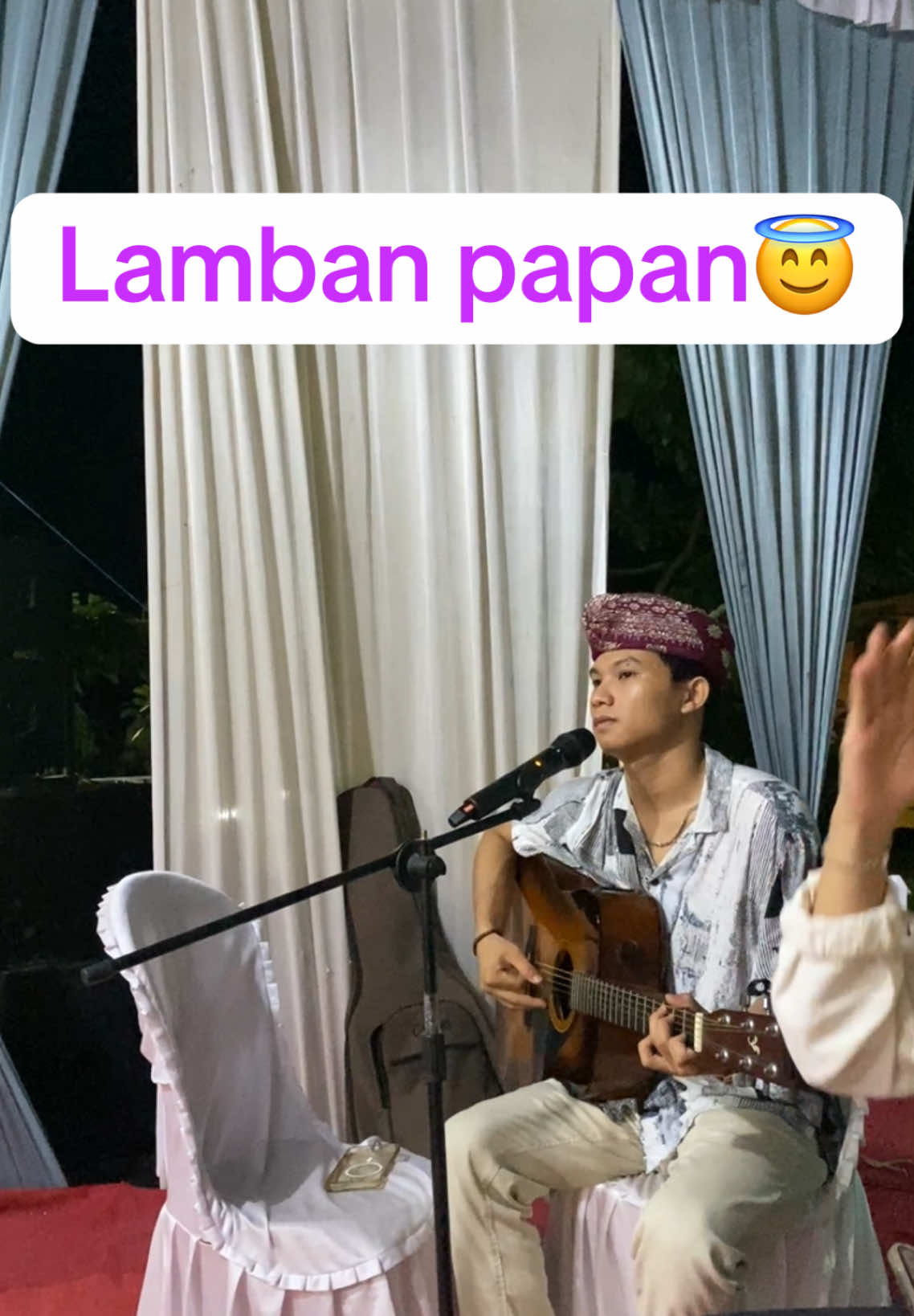 Lamban papan😇 gitar klasik memang asikk👆🏻.     #lampung #klasiklampung #cakculaynabuytabuy #lampungpride 