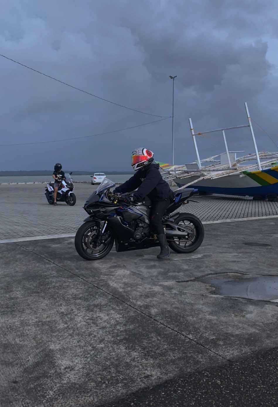 Morning shoots are alot better pala hahaha #fyp #foryou #biker #bikersoftiktok #bigbike #yamaha #motorcycle #dump #trending 