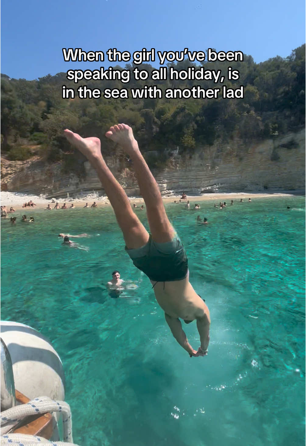 Holding space for all the holiday relationships that don’t last the full week #fyp #girlsholiday #ladsholiday #kavos #Summer #kavosboozecruise #holidayromance 