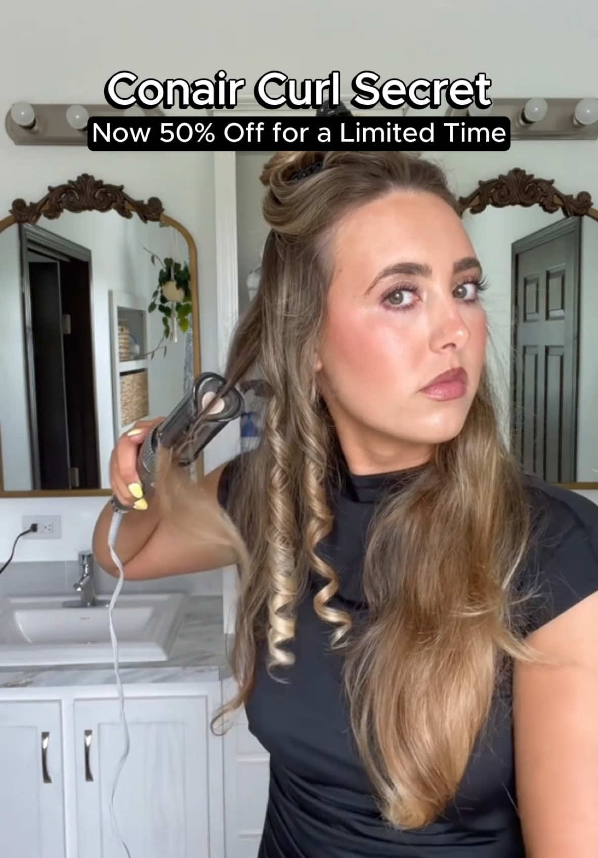 Holiday wishes do come true!✨🎀 Magic curls in minutes and magical deals with Curl Secret, now 50% Off. HURRY, offer ends soon. #conair #autocurler #hairtutorial #curlingiron #haircurlingtutorial #curlsecret