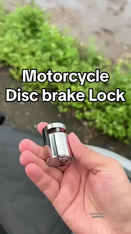 Ganda nito! kahit saan ko iparada motor ko kampante nako na safe motor ko😌. #safety #padlock #motorcyclelock #discbrakelock #securedpadlock #lock #fyp #foryoupage 