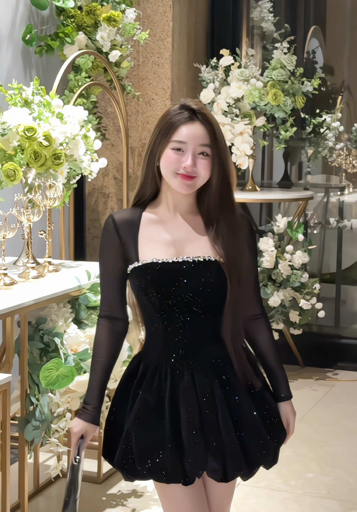 Váy 1xx bling con cưng của shoppp em đây #huyenthuhoang #viral  #xuhuongtiktok2024 