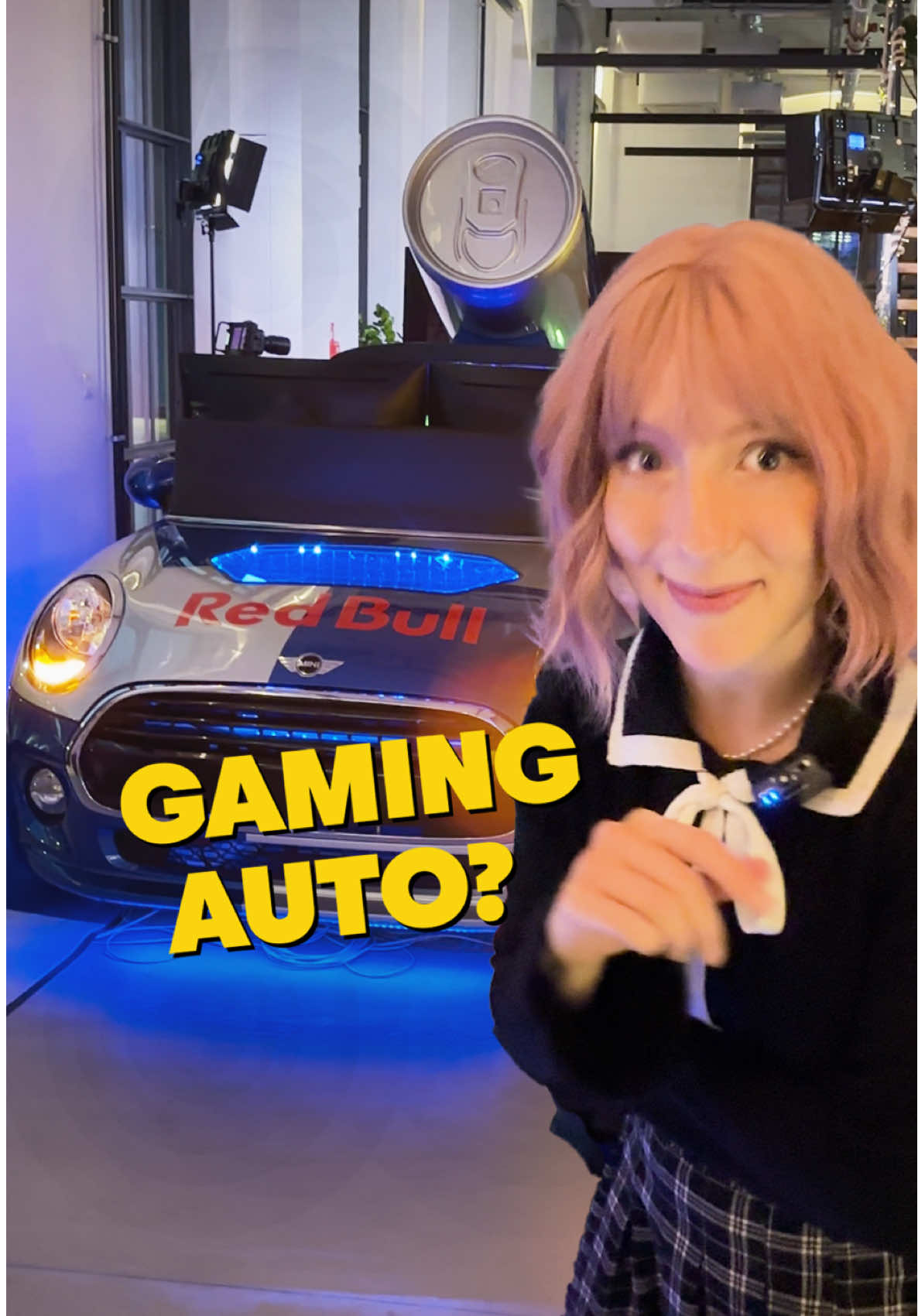 toto auto už dojazdilo… jedine, že by nie 😏 🙋‍♀️ @Smusiata  #redbull #vamdavakridla #energydrink #redbullmini #car #gaming #slovakia 