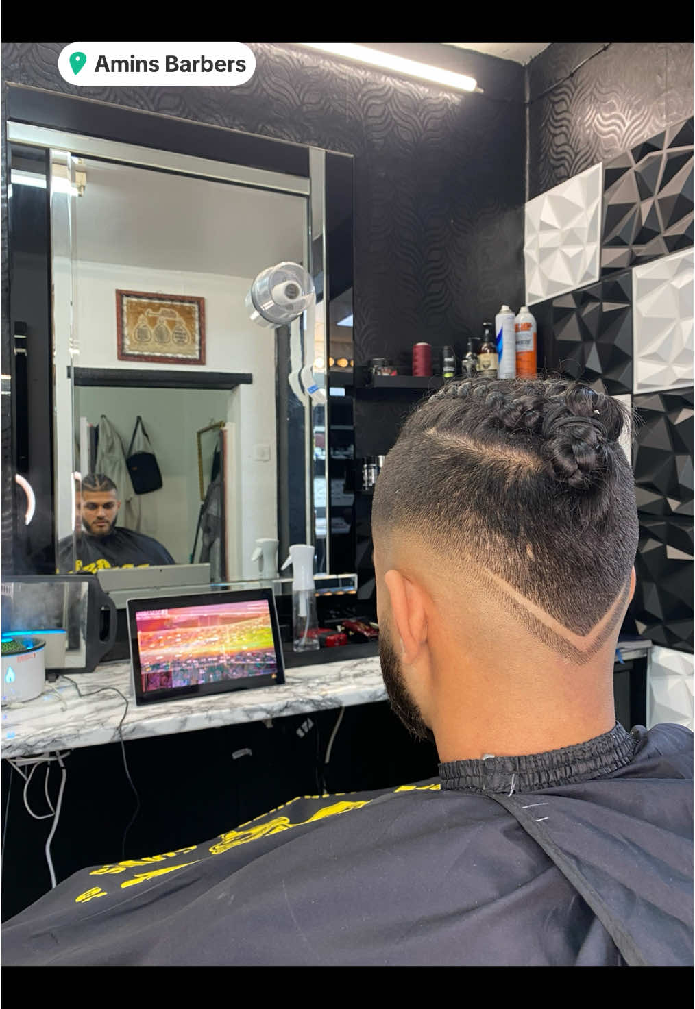 Medium Skin Fade  into the V cut ✨ #barber #barbershop #barberlife #haircut #barbershopconnect #fade #hair #barbers #barberlove #hairstyle #wahl #barbering #beard #barberworld #menshair #hairstyles #barbergang #andis #style #skinfade #barbersinctv #hairstylist #thebarberpost #barbernation #barberia #barberlifestyle #barbearia #fadehaircut #haircuts #nastybarbers #fyp #tik_tok #england #birmingham