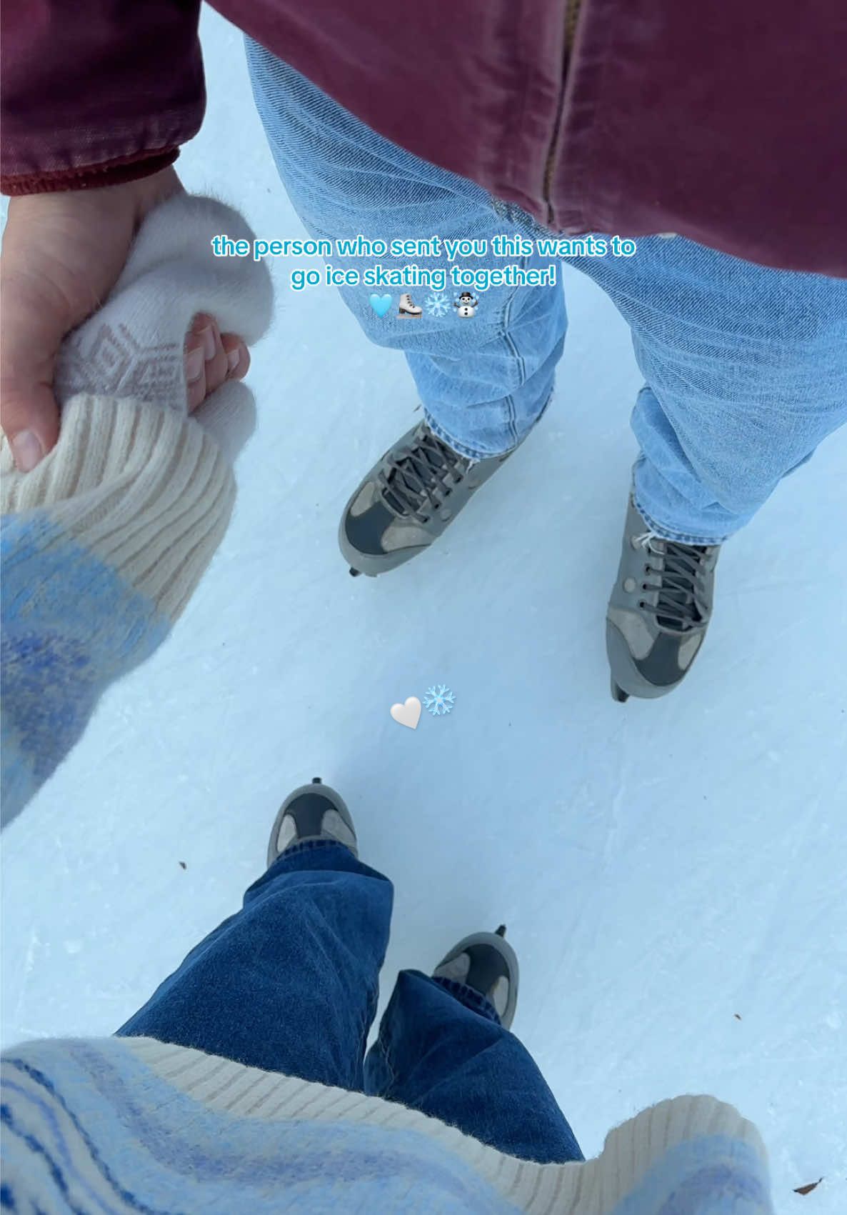 the most fun winter activity!⛸️❄️☃️ #IceSkating #iceprincess #dateideas #winterdate #couplegoals #winteractivities #holidayactivities #winteraesthetic #wintervibes #snowday 