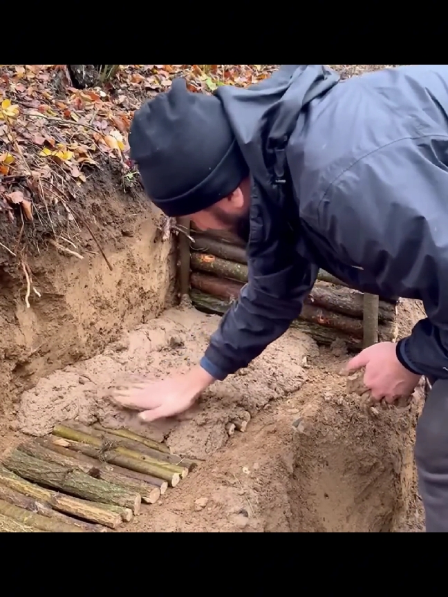 Build a shelter under a fallen tree Part 1 #build #building #camping #shelter #Outdoors #bushcraft #construction #constructionworker #viralvideo 