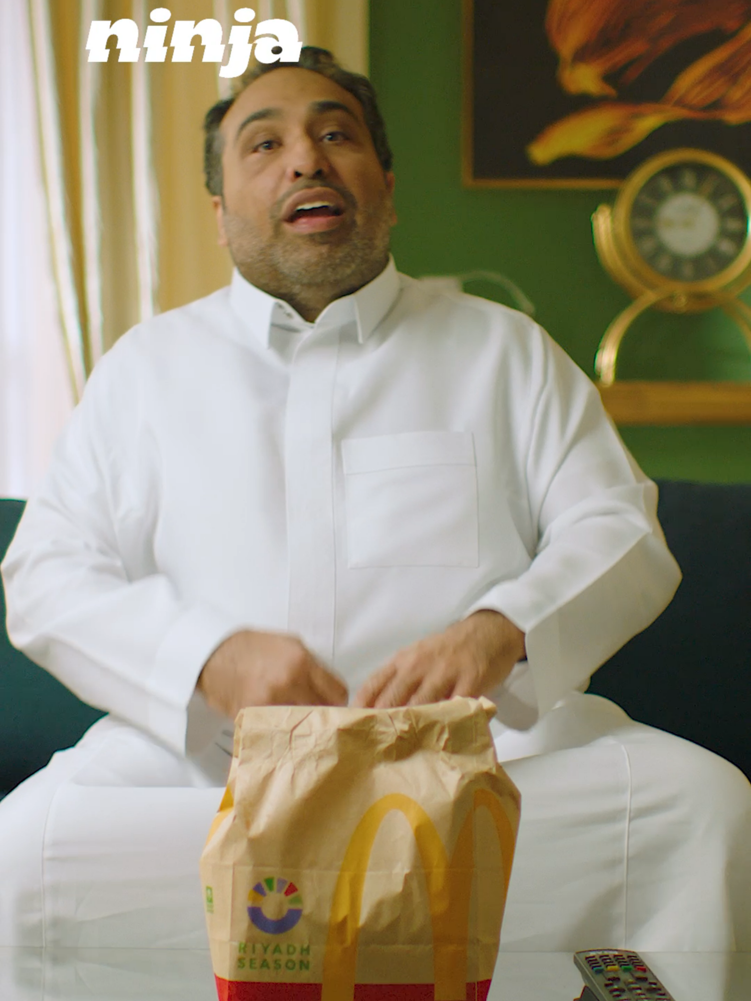 تدري إنه نينجا يوصّل من ماكدونالدز؟ نينجا يجيب 🥷 البيج ماك اللي تحبّه من ماكدونالدز🍟🍔 وعليها 100% كاش باك عالمطاعم بالكود 