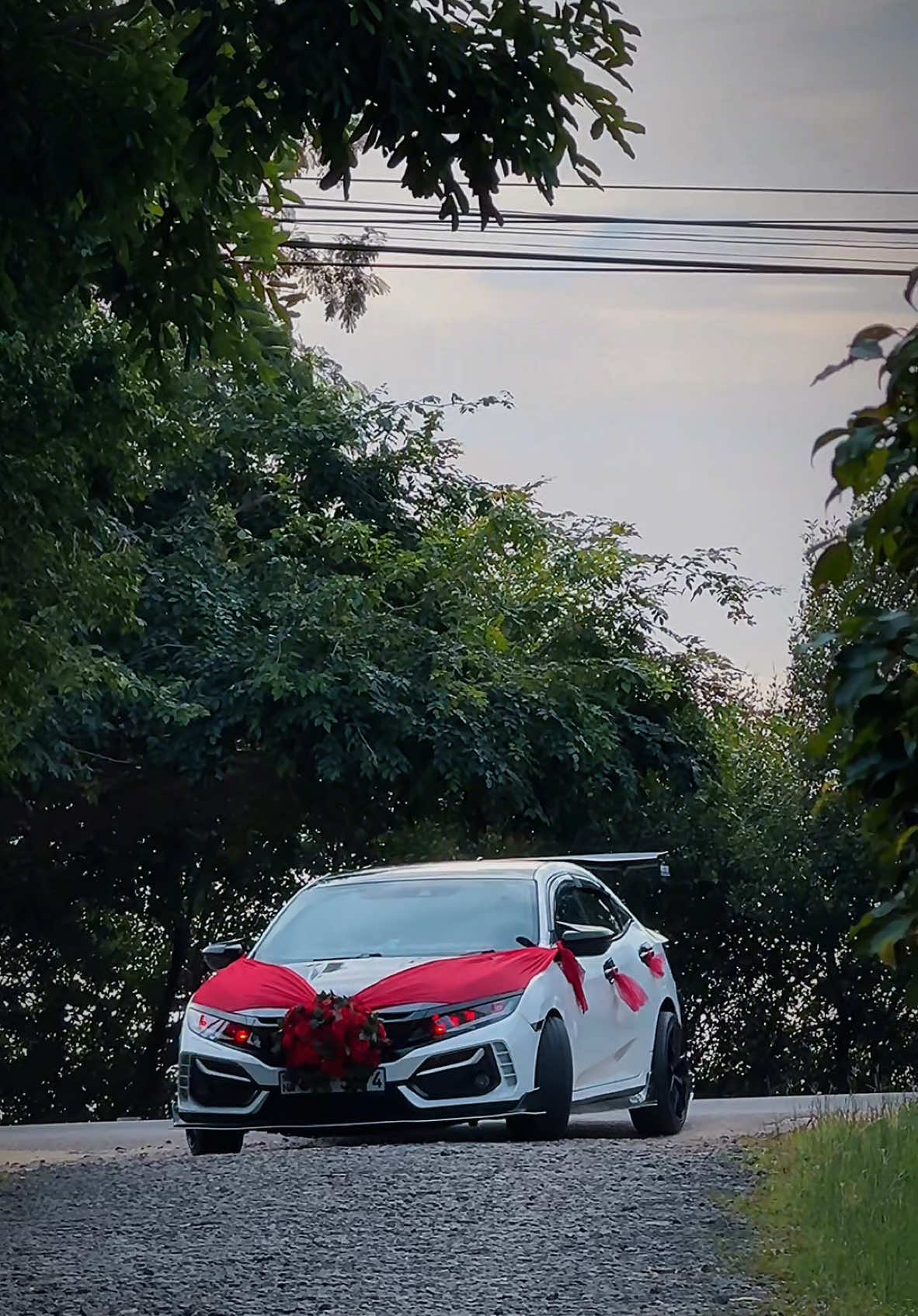 සත් පියුමන් මත නුබ අඩ සදකී 🌸 🌛#CapCut #fyp #civicfk #honda #civicfk7 #sltok🇱🇰 #civicturbo #carsoftiktok #cay5374 #fypシ゚viral🖤tiktok #シ゚viralfypシ #foryou #civicsrilanka🇱🇰 #rainyday #onemillionaudition #modifiedcivic