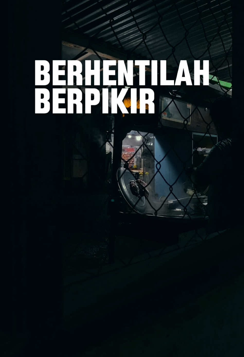 Berhenti berfikir berlebihan Udah ada AI yang bisa bantu kamu mikir 🤣 #berfikirpositif #katakatamotivasi #katabijak 