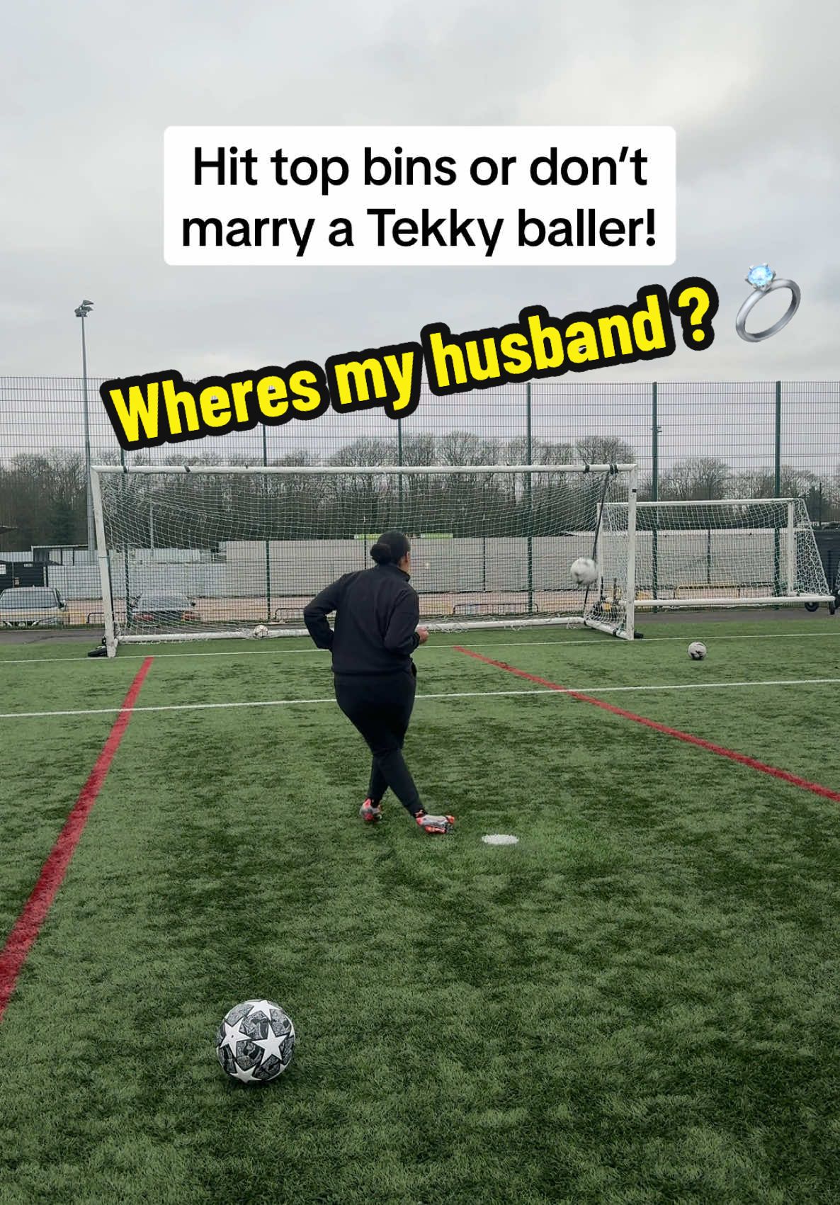 Where is he though 🤣😭? #futebol #footballtiktok #soccertiktok 