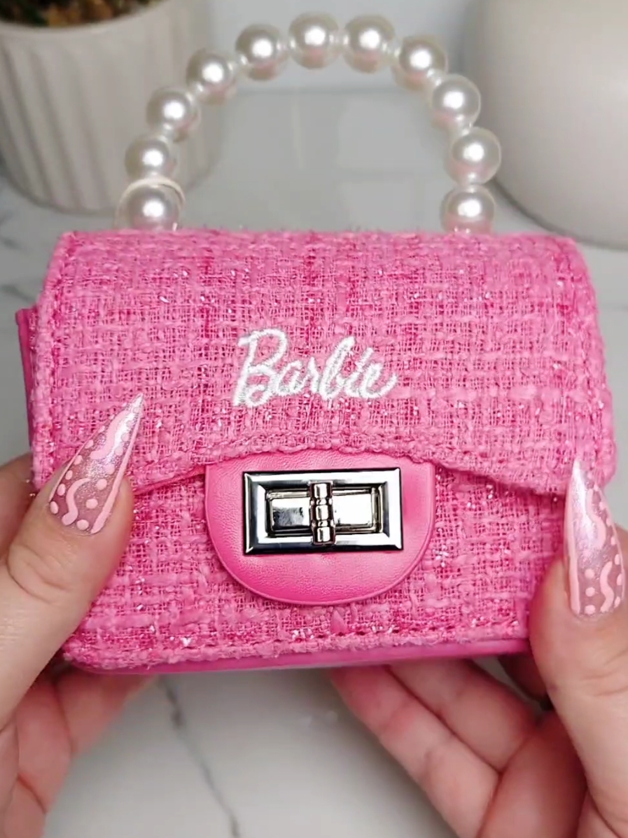 #creatorsearchinsights 💖Who else loves Barbie? This adorable fragrance jelly bag is a must-have for any fan! ✨️Barbie✨️ #barbie #barbiegirl #barbieworld #barbietiktok #BarbieMovie #barbietok 