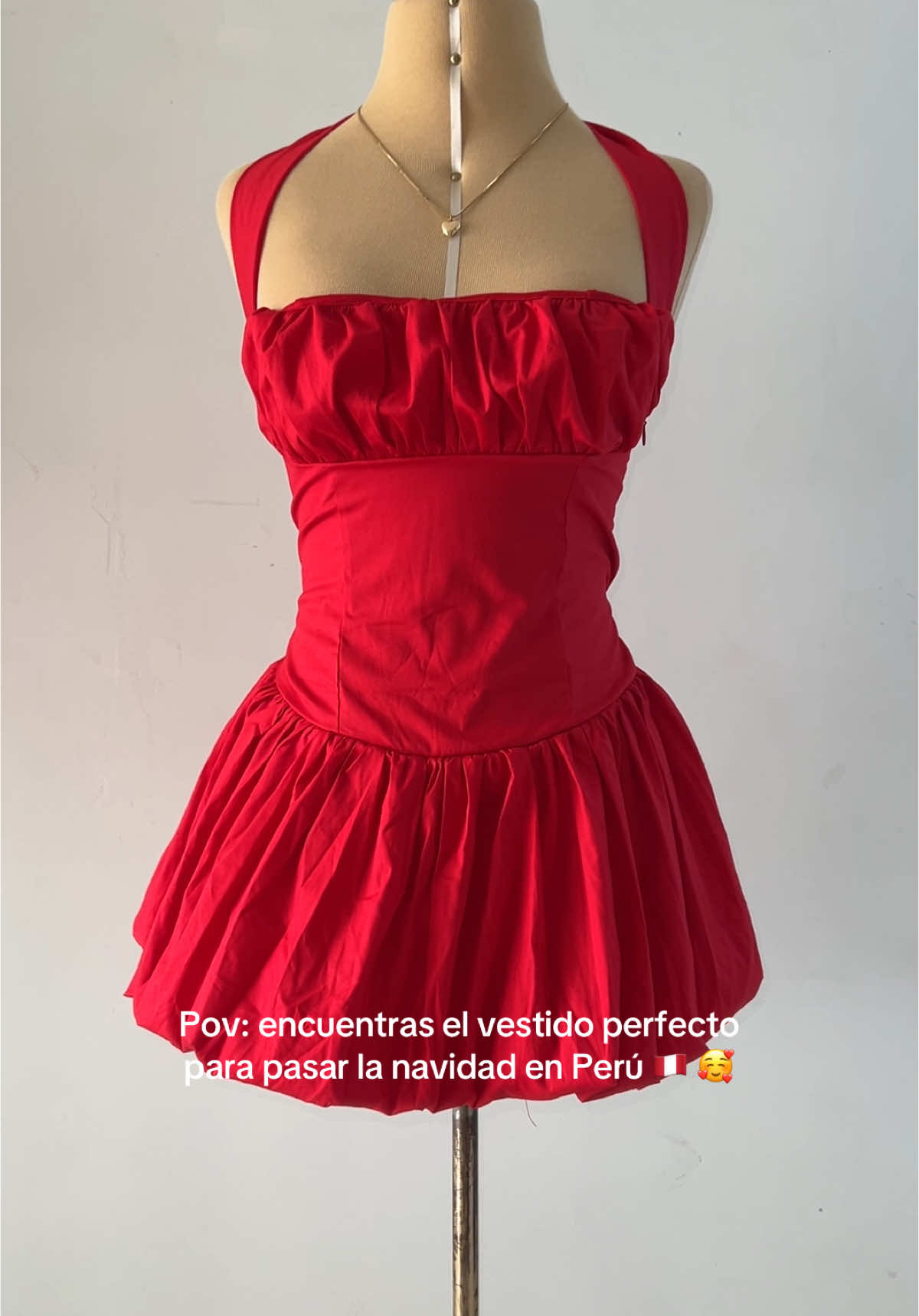 Vestido ariana en 6 colores disponibles, pidelo ya en @performance.pe 🔥🥰🎄🎅🏻 #vestido #vestidonavidad #ropa #vestidorojo #ootdfashion #inspooutfit #OOTD #fashiontiktok #style #moda #aesthetic #vestidos #peru #lima