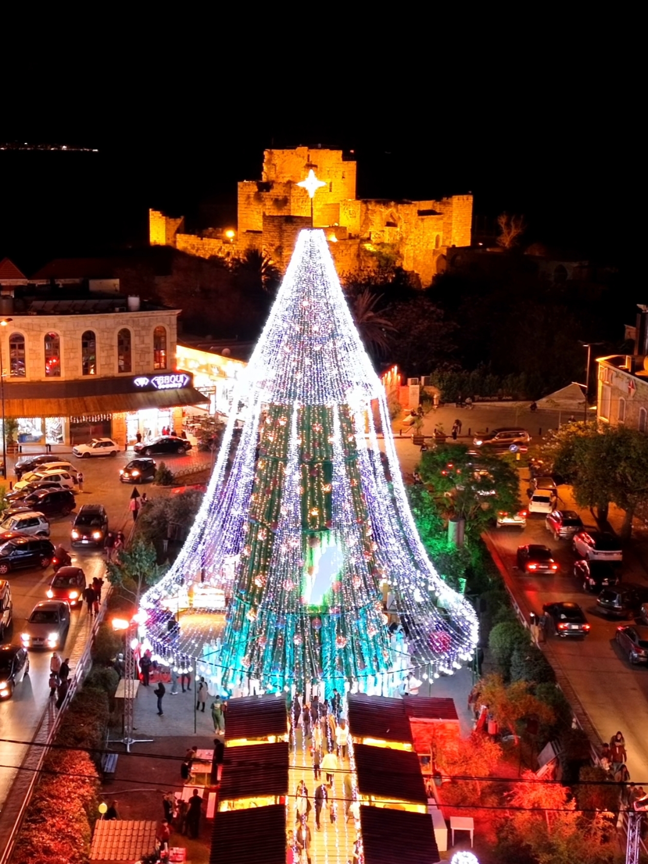 Byblos glowing with Christmas spirit! ✨🇱🇧  #lebanon #christmastree #jbiel #fyp #foryou #djiglobal  @DJI Official 