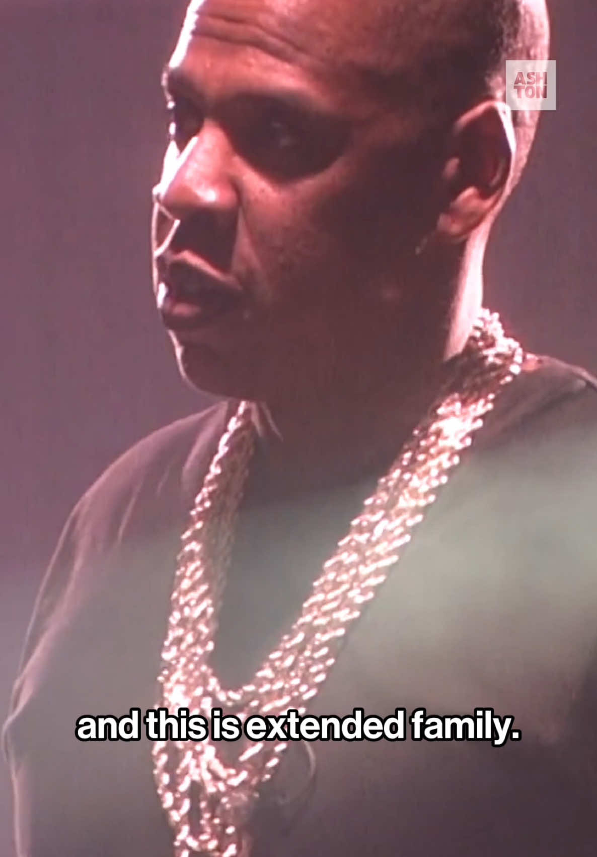 In a resurfaced clip, #Diddy refers to #JayZ as his brother and tells fans, “Whenever I get in trouble, this the one I call.” Diddy also emphasizes that Jay-Z put #BlueIvy’s recital aside to show him support.   This comes after Jay-Z’s lawyer, #AlexSpiro, made new claims that Jay-Z and Diddy never had any close association with each other. #viral #trending 