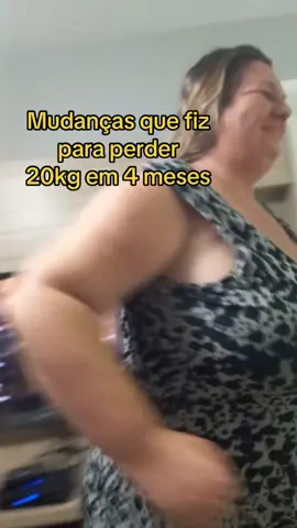 Mudancas da hábitos é o que define seus resultados💪🏼 No meu caso, cortei álcool, açúcar, comidas calóricas, entrei pra academia, faço treinos 5x por semana. Alguns sacrifícios tem que ser feitos. Você tem feito as mudanças necessárias? #creatorsearchinsights #treinofeminino #emagrecerdepoisdos40 