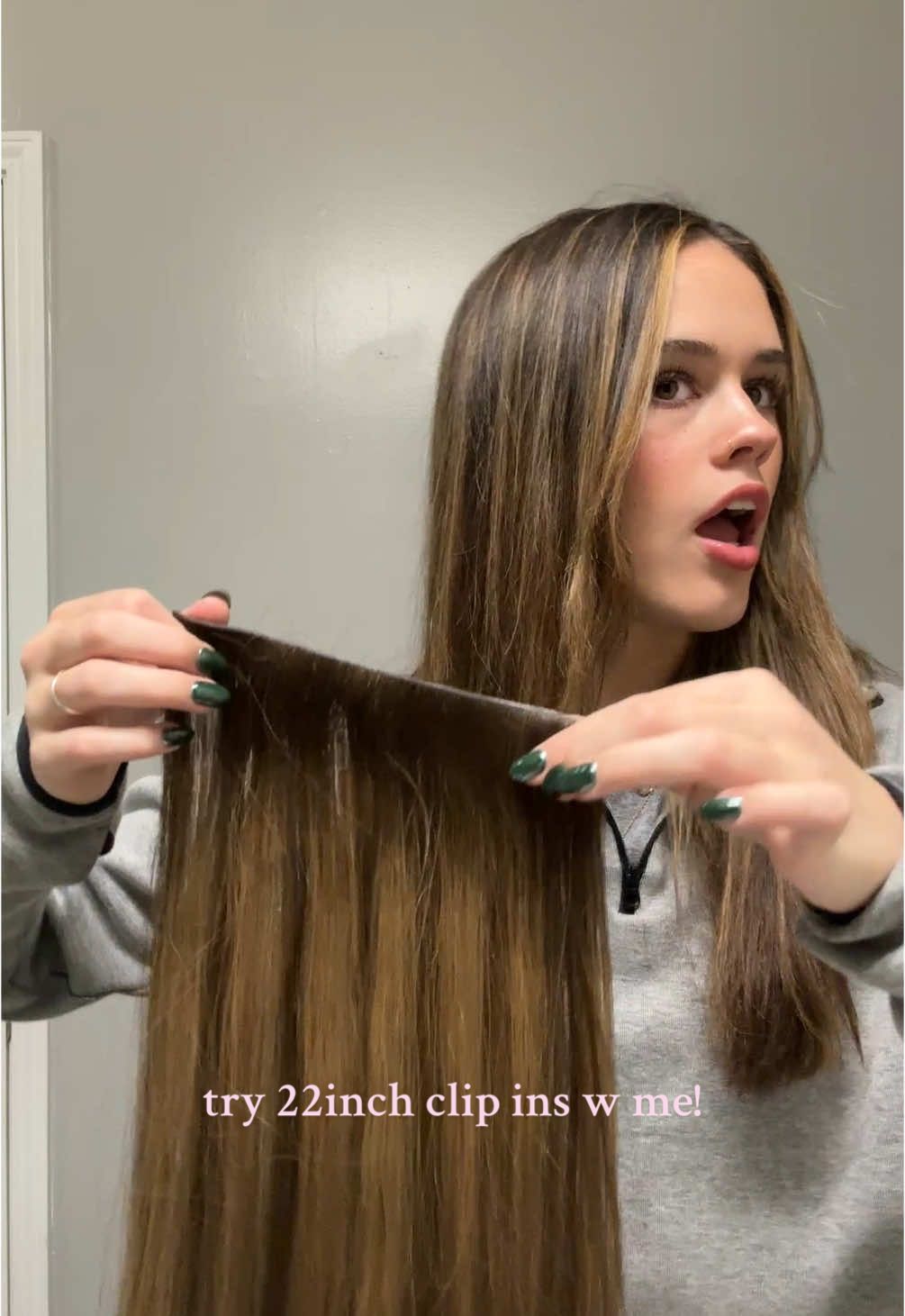 first time ever trying 100% remy clip in extensions, obsessed!  #endaringhair @Endaring Hair #clipinhairextensions #howtoputclipinextensions #invisibleclipins #22inchhairextensions #balayageextensions #bestclipinhairextensions